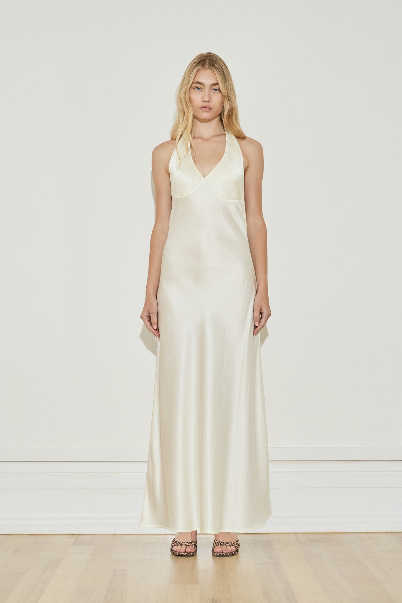 MAISON ESSENTIELE | VINTAGE HALTER MAXI CREAM MAISON ESSENTIELE | VINTAGE HALTER MAXI CREAM